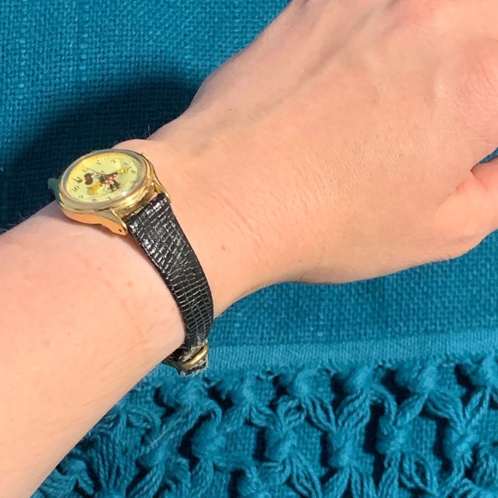 Minnie Mouse watch - Picture 2 of 6